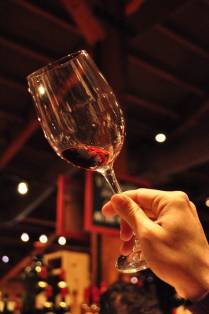 Prova de vinhos na vinícola V. Sattui, no Napa Valley, na Califórnia, nos Estados Unidos